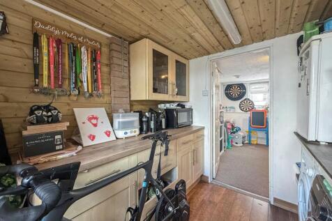Office/Storage