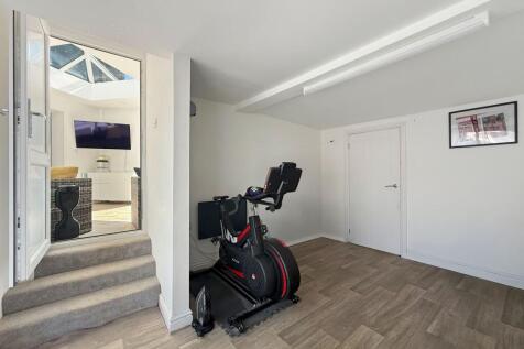 Gym/Office