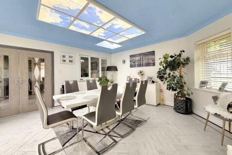 Summer Room