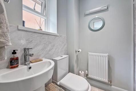 Master En-Suite