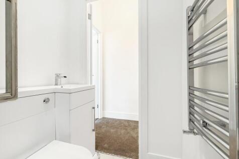 1st Floor Shower Room