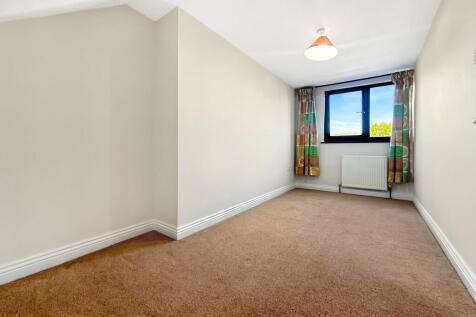 Loft Room 1