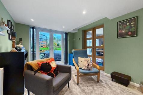 Sitting Room/Games Room