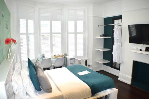 ROOM 5: