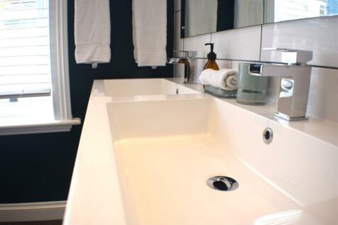 ROOM 5:
