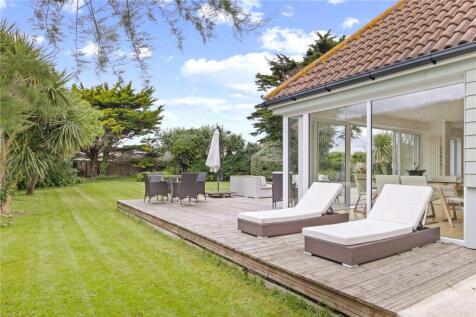 Decking/Garden