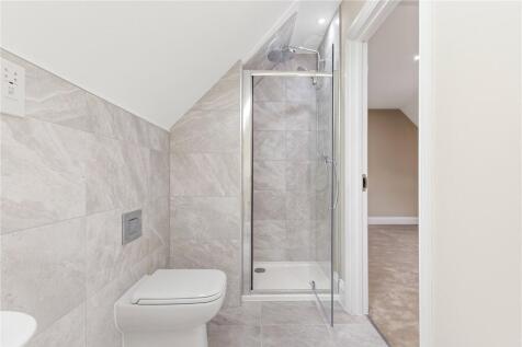 Main En Suite