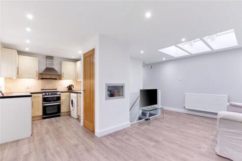 Living Room/Kitchen