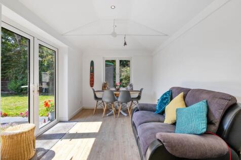 Dining/Family Room