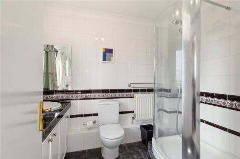 En Suite Bathroom