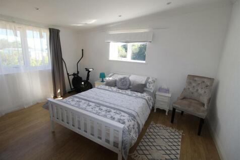 bedroom3