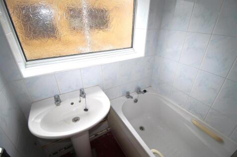 bathroom.JPG