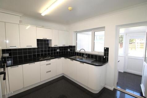 Kitchen 1.2.JPG