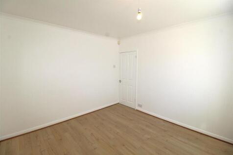 Bedroom 1.2.JPG