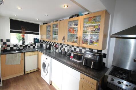 Kitchen.JPG