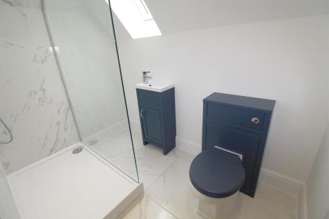 Master Bedroom Ensuite