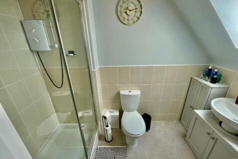 Bedroom One En-suite