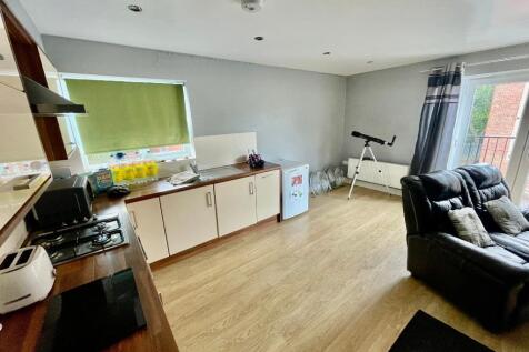 Living/Kitchen