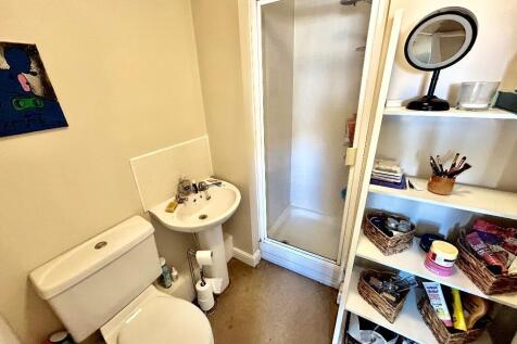 Bedroom One En-suite
