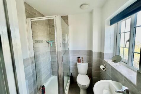 Bedroom One En-suite