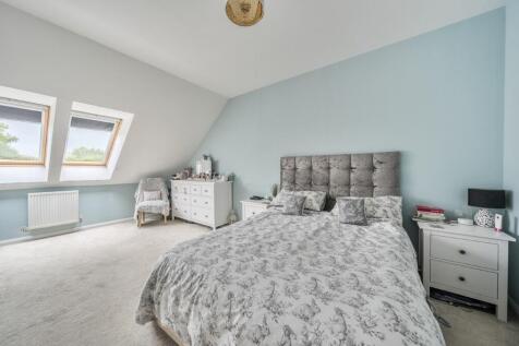 Principal bedroom