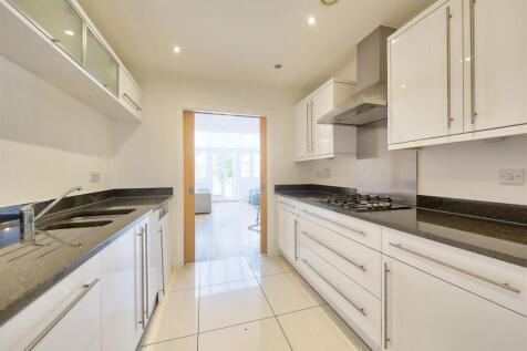 Kitchen.jpg