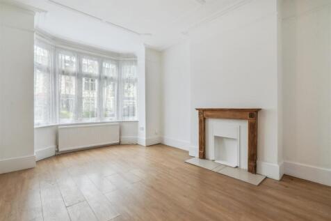 10 Melrose Avenue CR4 2EG - reception.jpg