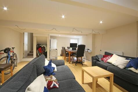 27 Hoyle Road reception.jpg