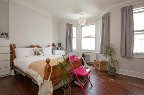 17 Dewey Street SW17 bedroom 2.jpg