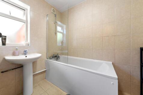 5 Sellincourt Road, SW17 9RX-8.jpg