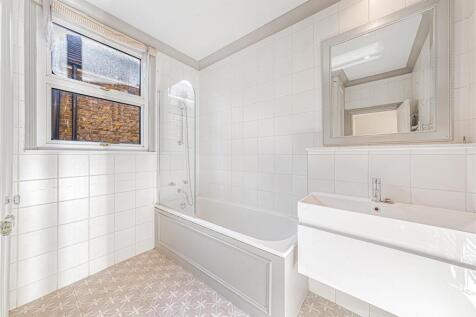 14 Streatham Common South SW16 3BT-8.jpg