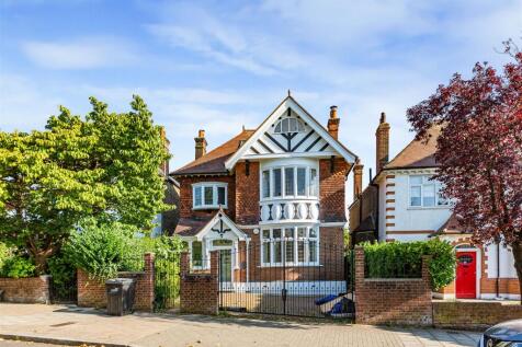 14 Streatham Common South SW16 3BT-14.jpg