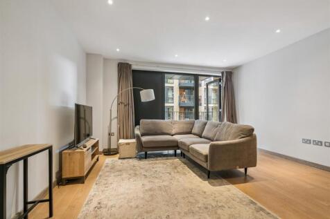 30 Gowing House 4 Drapers Yard SW18 reception 1.jp