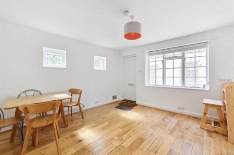 The Maisonette, 110 Tooting High Street, London SW
