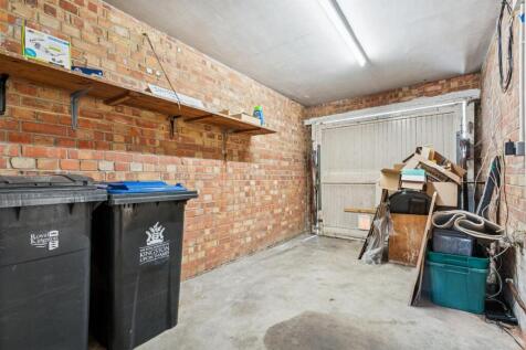 45 Oak Hill Garage.jpg