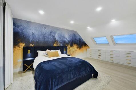 Mainbed7.jpg
