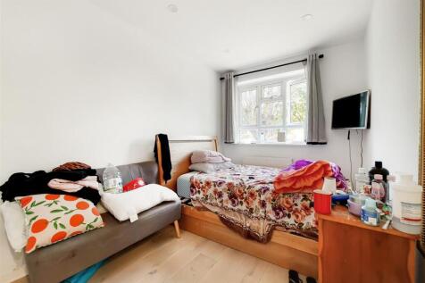 7_Bedroom 3-0.jpg