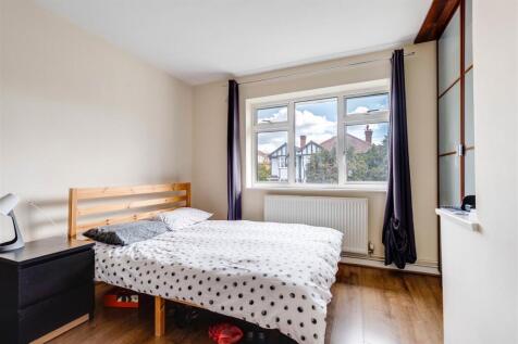 2. Bed 1 Ang 1.jpg