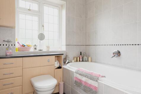 (Rightmove) 14.jpg