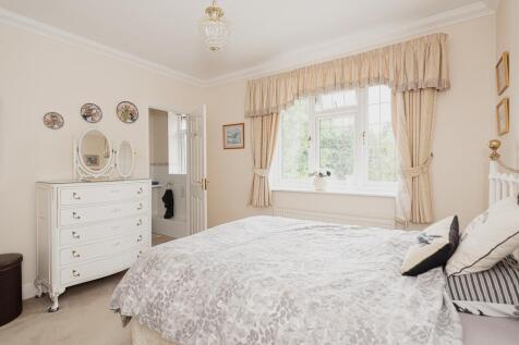 (Rightmove) 15.jpg