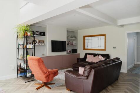 PropertyPortals 15.jpg