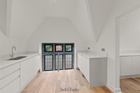 12 High Hilden House 7.jpg