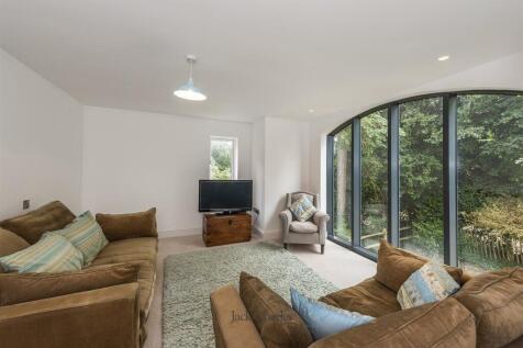 9 High Hilden Close, TN10 3DB 015.jpg