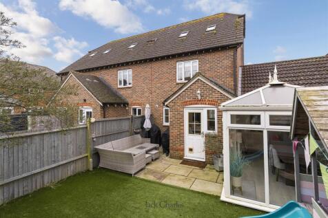 6 Dawes Close, TN9 1QX 017.jpg