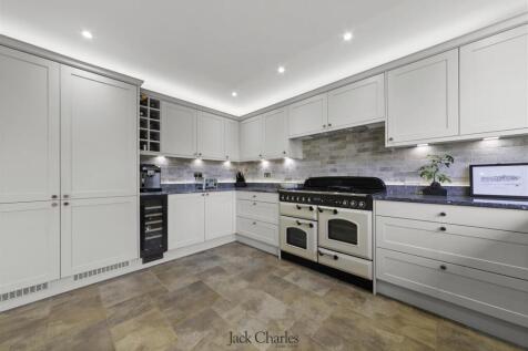 12 Rochester Road 31.JPG