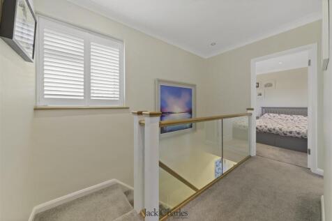 12 Rochester Road 34.JPG