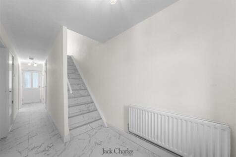 3 Thames Road _-10.jpg