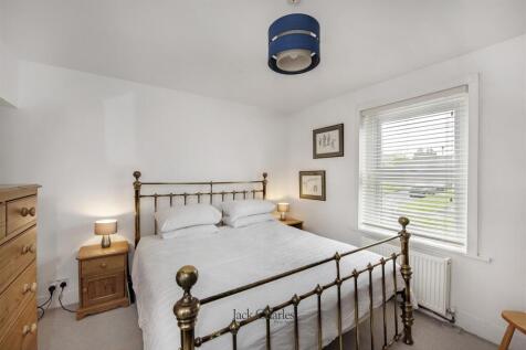 2 Alderbrook Cottages, Stone Cross Rd, TN6 3DF 010