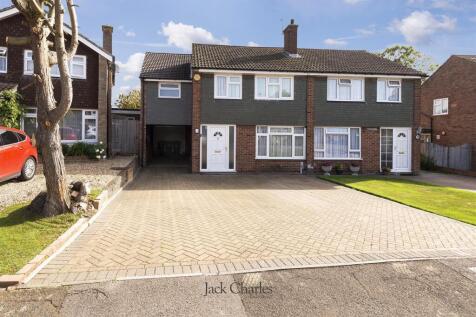 14 Fleming Way, TN10 4RU 003.jpg