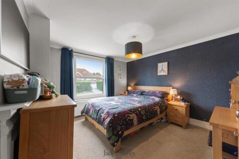5 Tonbridge Road 1.jpg
